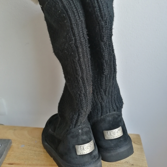 Ugg boots - Picture 4 of 7